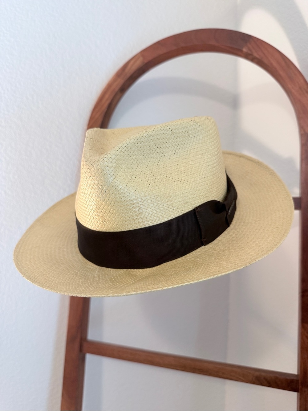 Stetson‎ Fedora Hat Men 7 1/8 Cream Excellent Woven Straw Black Ribbon Band